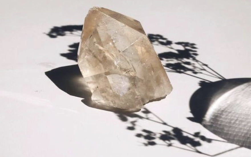 Bijoux et pouvoirs magiques des pierres semi-précieuses