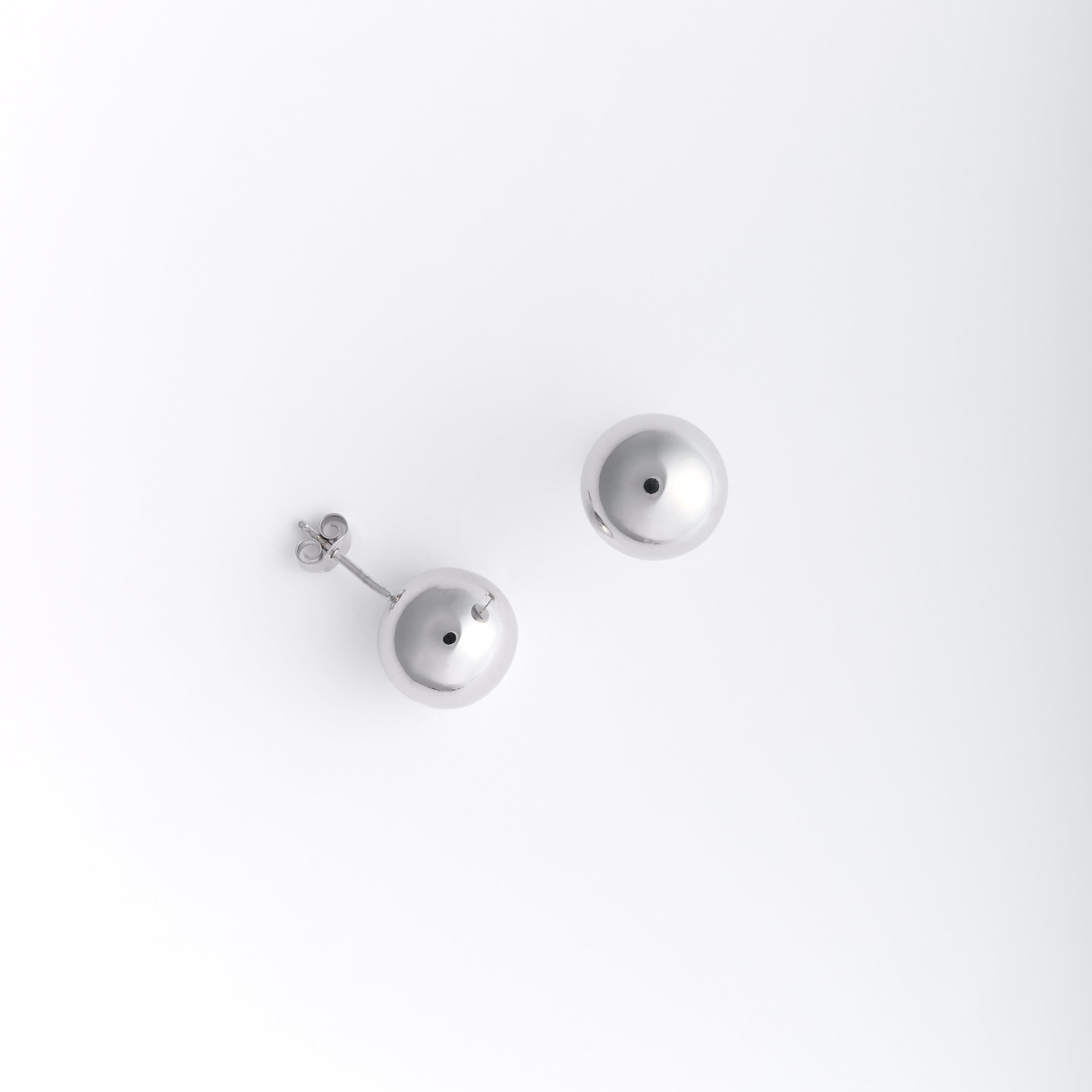 Boucles - ISAY Boucles d'oreilles Huguette Paris 
