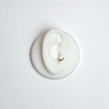 Piercing - LA MINIMALISTE Piercing Huguette Paris 