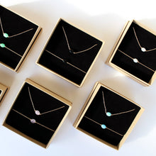 Charger l&#39;image dans la galerie, COFFRET COLLIER - JEANNE Huguette Paris 